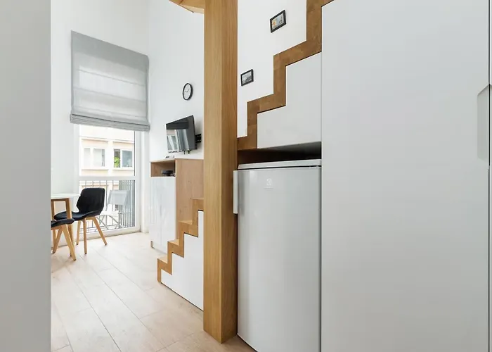 Apartment Modern Stachowicza Cracow By Renters
