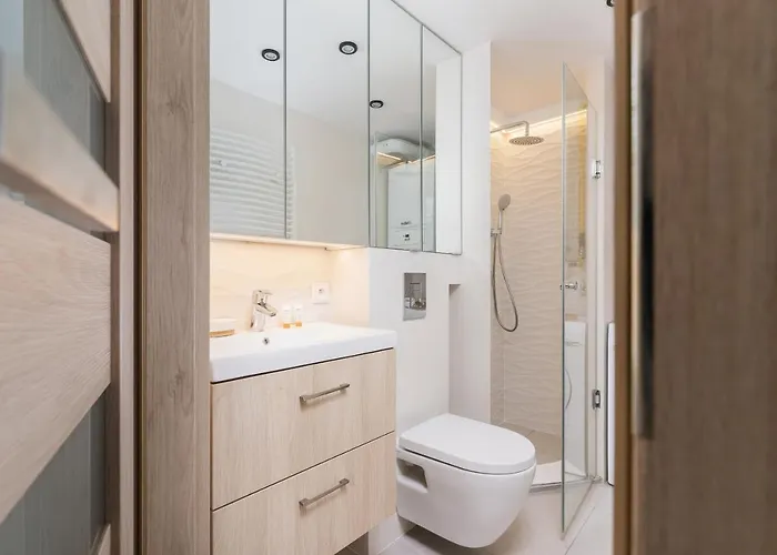 Modern Stachowicza Cracow By Renters *